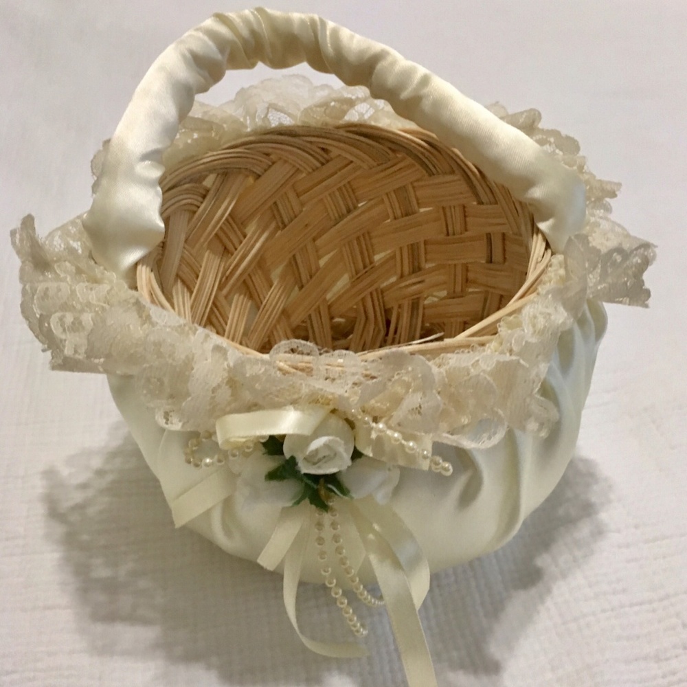 Small Flower Girl Satin Lace Basket Handmade